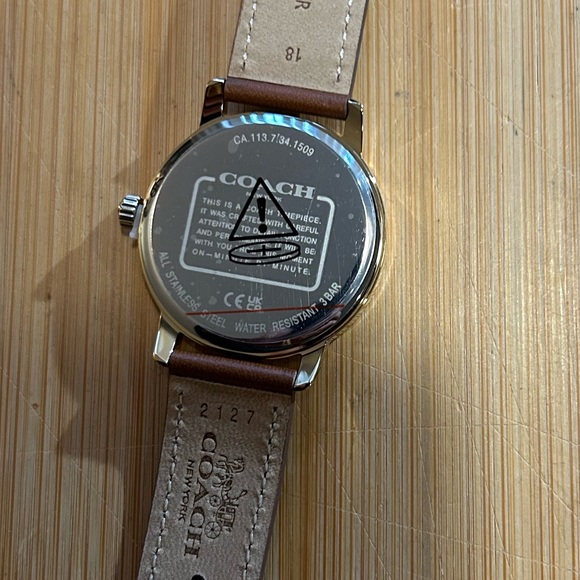 Coach Grand Watch With 36mm Green Face & Purple Tone Leather Band - Picture 5 of 8